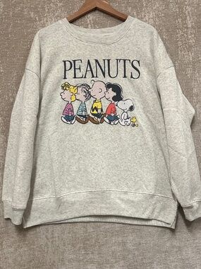 Vintage SNOOPY AND FRIENDS PEANUTS Embroidered Sweatshirt